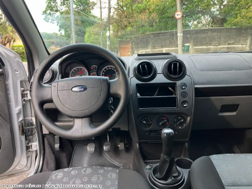 Ford FIESTA 1.0 FLEX COMPLETO 2014/2014